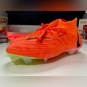 Nike Phantom Luna Elite NU FG Guava Ice Women’s Size 8.5 / Men’s 7 FN8408-800